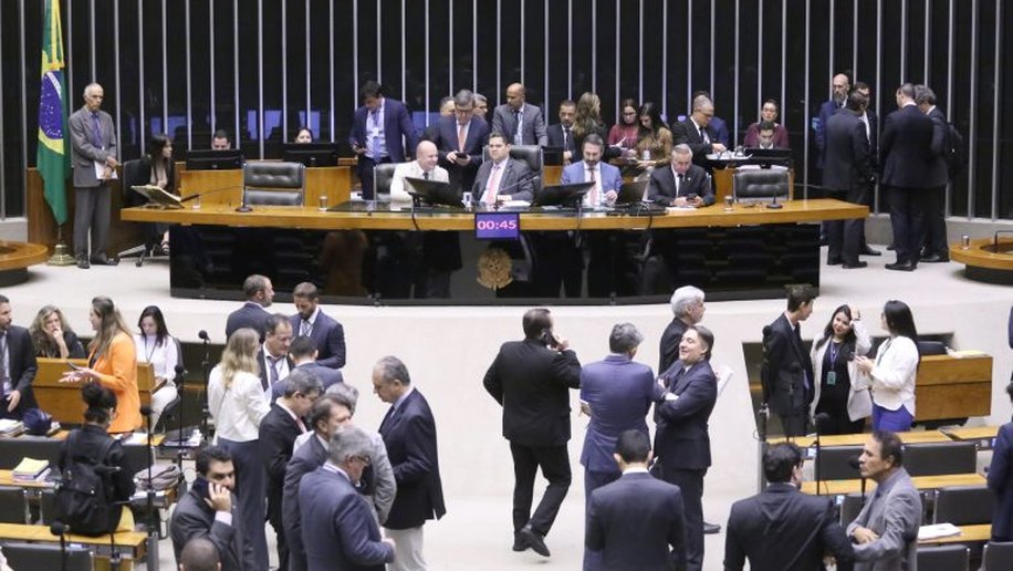 Congresso promulga nesta terça-feira isenção de IPVA para veículos com mais de 20 anos