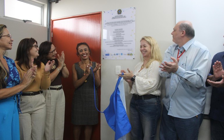  Secretaria de Educação inaugura núcleo de ensino híbrido e laboratório de inovação 