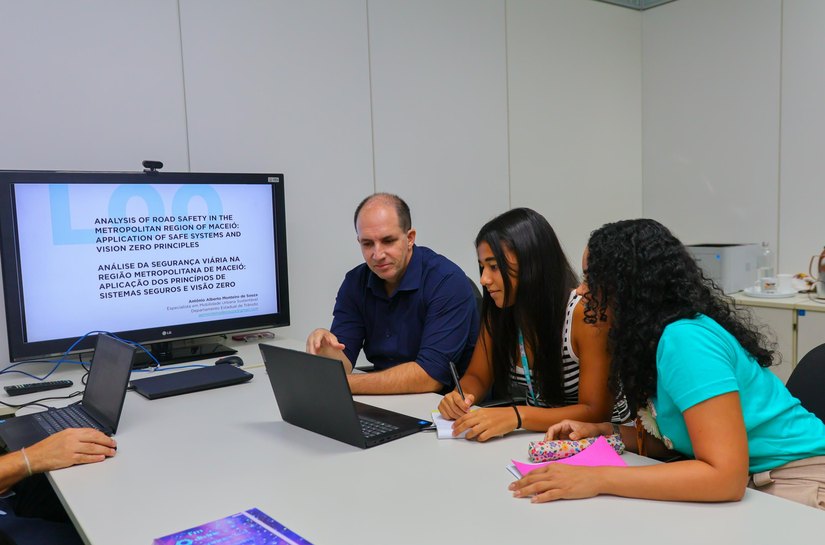 Detran tem estudo sobre segurança viária em Maceió publicado no maior congresso de ambiências do mundo