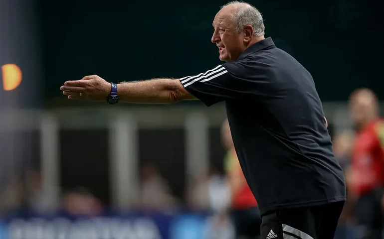 Atlético-MG confirma saída de Felipão, a 10 dias da final do Estadual