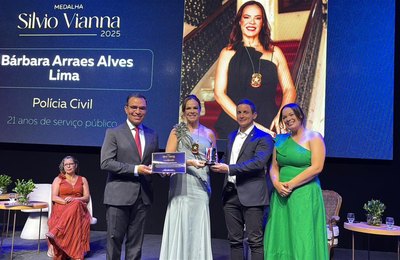 Coordenadora da Infância e Juventude da Polícia Civil é agraciada com a Medalha Silvio Vianna