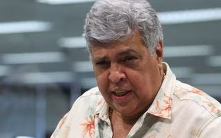 Sidney Magal é transferido para São Paulo após passar mal em show