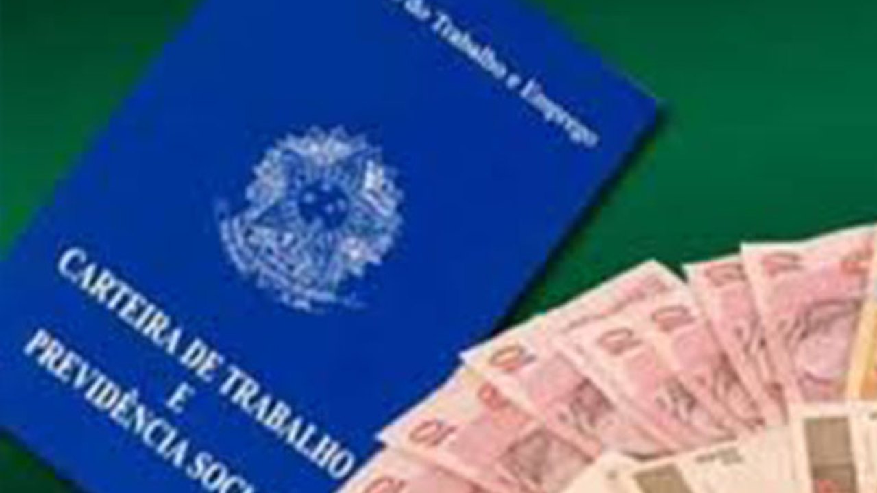 Abono salarial do PIS/PASP começa a ser pago hoje (22)