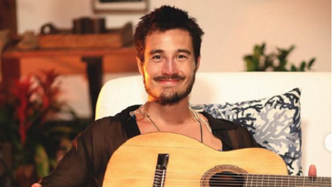 Tiago Iorc lança novo álbum e promove belo single