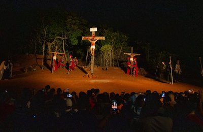 Com mais de 5 mil espectadores, Arapiraca realiza mais uma edição da Paixão de Cristo