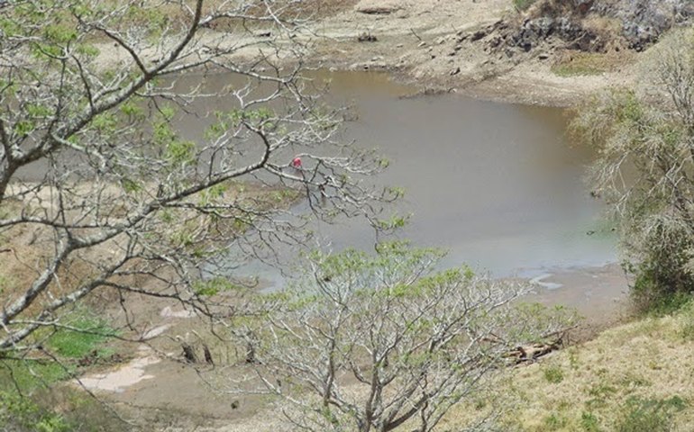 Barragem de Limeira seca e deixa Estrela e Minador sem água