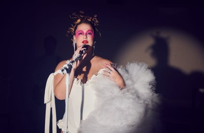 Alice Caymmi é uma das atrações da programação de aniversário do Teatro Deodoro