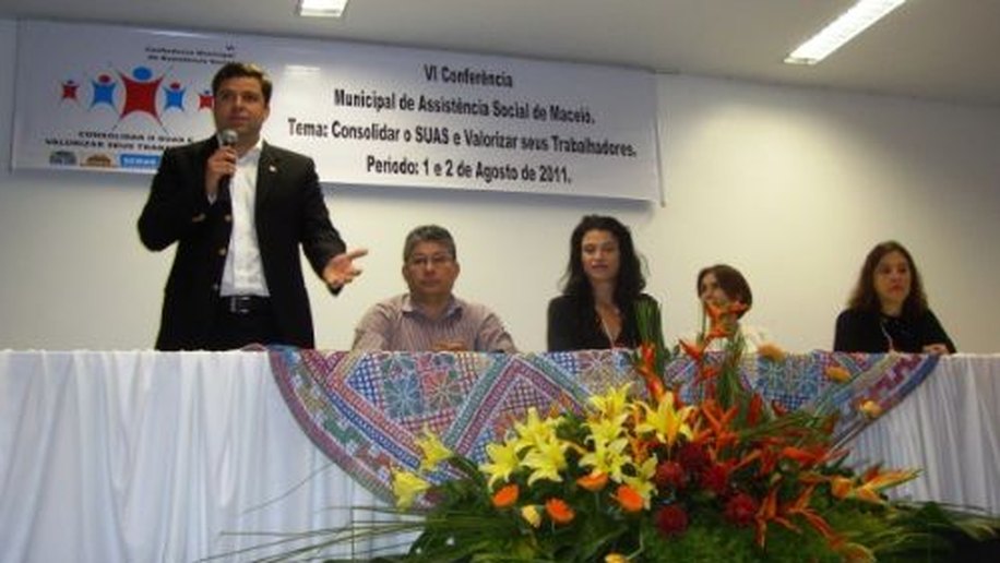 Conferência debate consolidação de Sistema Único