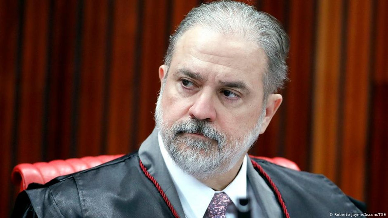 Aras rejeita ações contra campanha “O Brasil não pode parar”