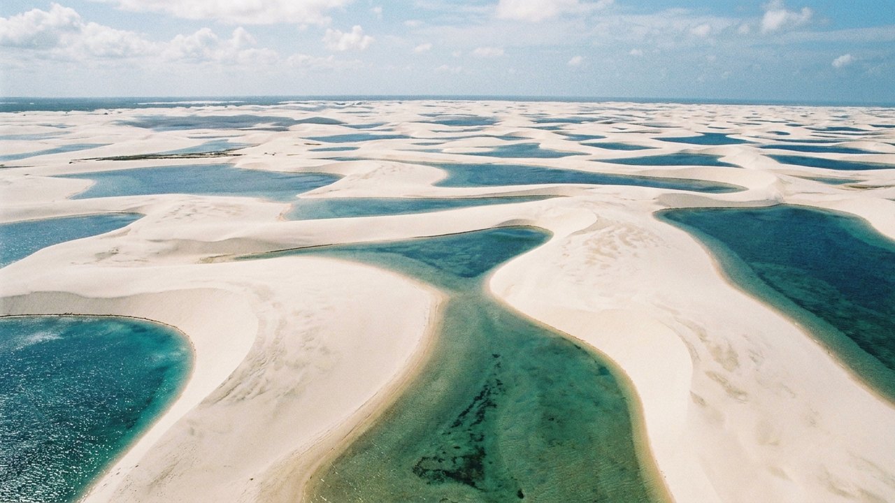 Deserto feito de água, diz NASA sobre imagem dos Lençóis Maranhenses vista do espaço