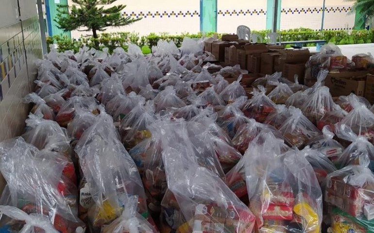 Escolas estaduais recebem cartões com crédito para aquisição de merenda