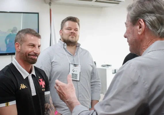 Vasco contrata ex-lateral Felipe para ser diretor-técnico da SAF