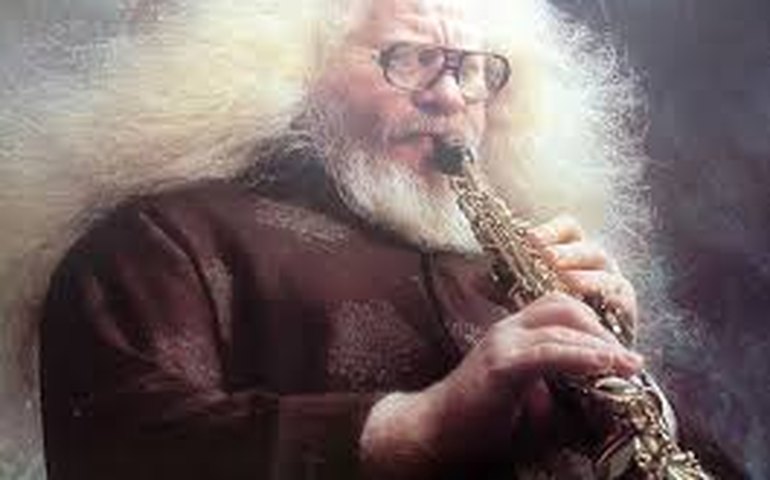 Hermeto Pascoal, o multi-instrumentista, morre aos 89 anos