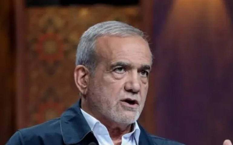 'Se os EUA respeitassem os direitos do Irã, haveria caminhos para um acordo', diz Pezeshkian