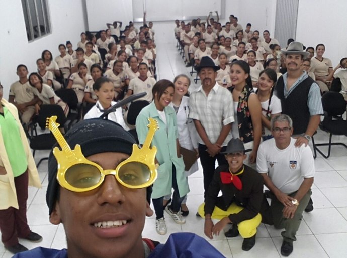 Teatro vira arma no combate ao aedes aegypti no Colégio Tiradentes