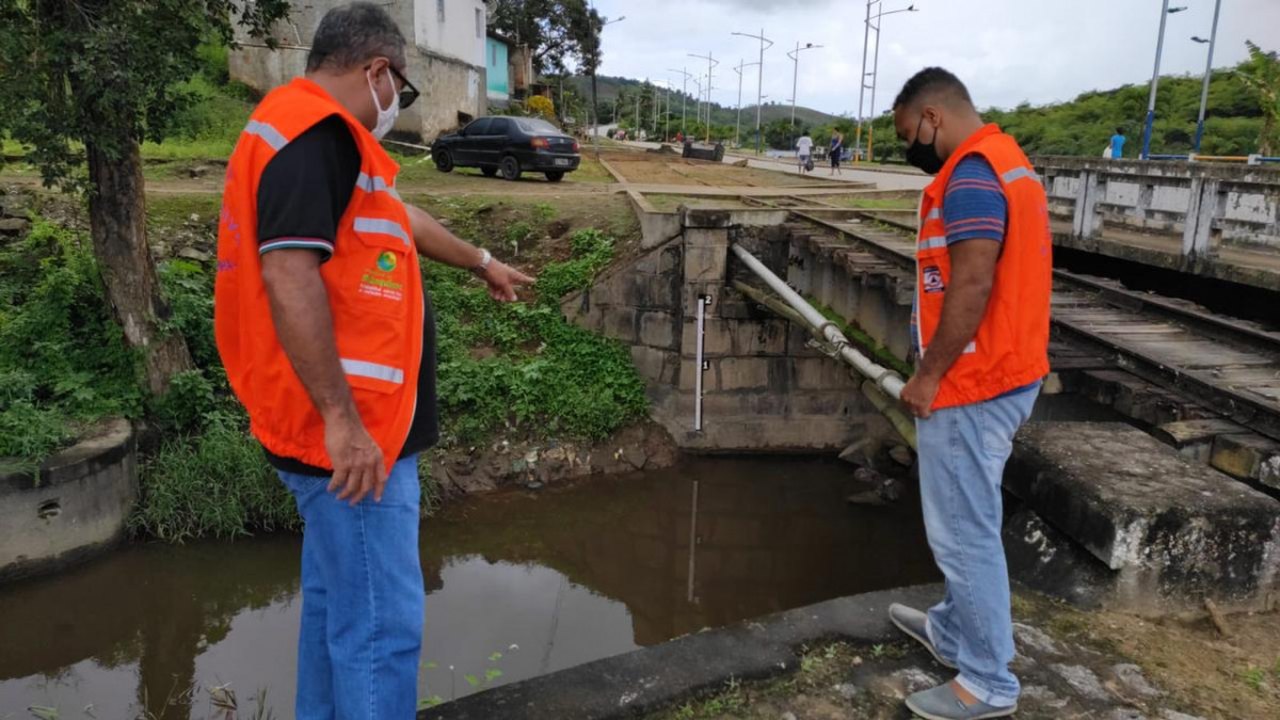 Prefeitura de Branquinha adquire pluviômetro e réguas para medir a intensidade das chuvas e monitorar nível dos rios