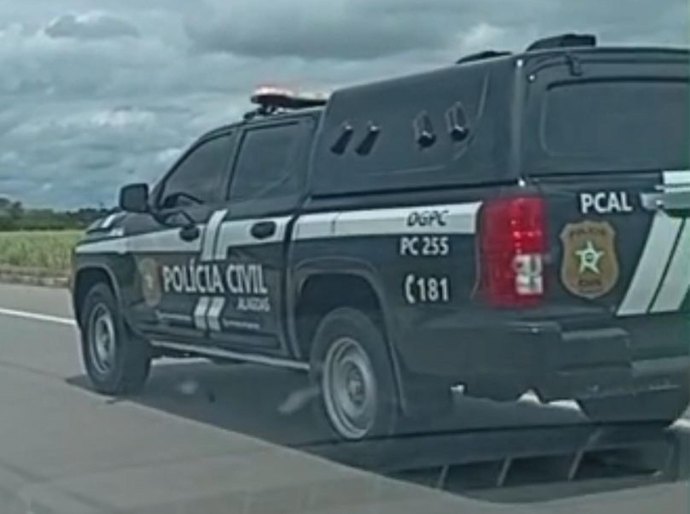 Polícia Civil inicia investigação após homem ser encontrado morto dentro de veículo em Satuba