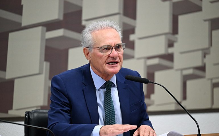 CAE aprova isenção de IR para quem ganha até 5 mil; texto vai ao Plenário