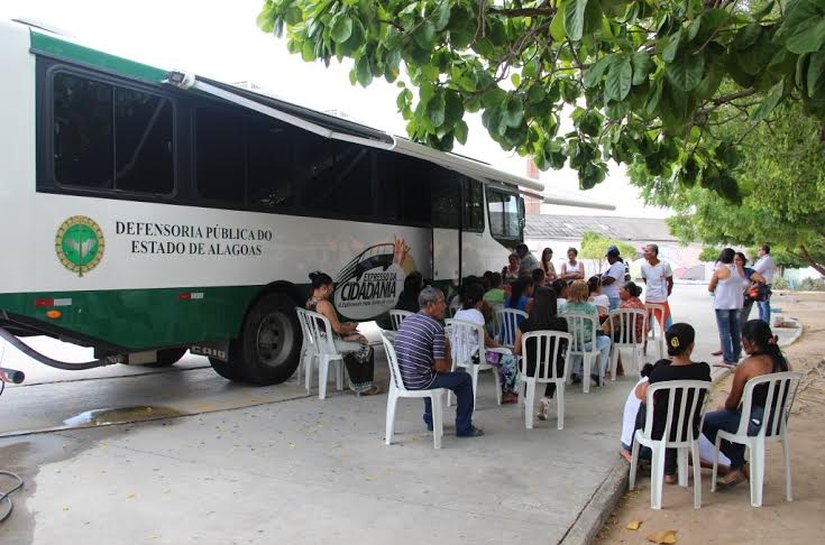 Defensoria Pública leva o 'Expresso da cidadania' para Delmiro Gouveia