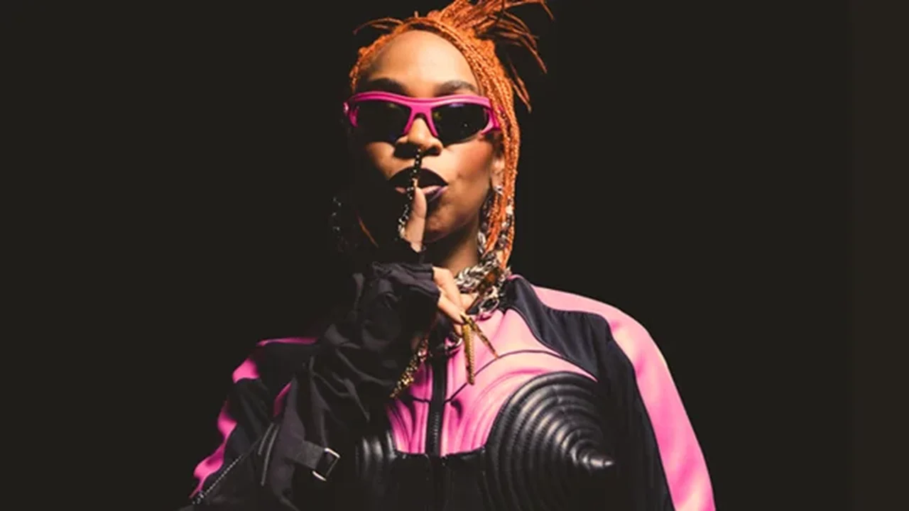 Karol Conká celebra “Batuk Freak” em fim de semana de shows na Casa Natura Musical