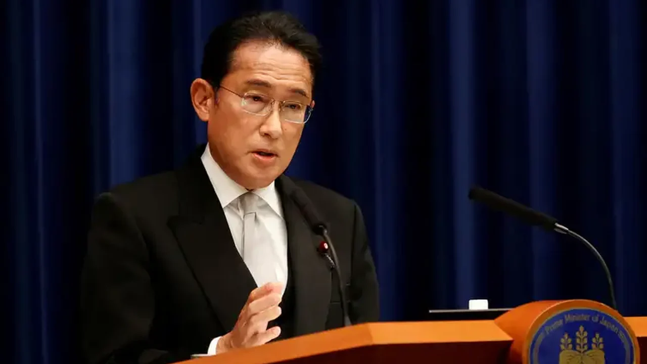 Governo do Japão admite que alterou foto 'desleixada' de membros do novo Gabinete