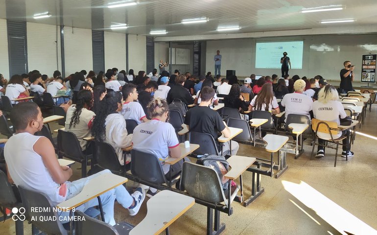 Falta de experiência agrava desemprego entre jovens