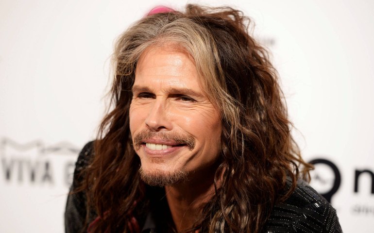 Steven Tyler se interna em clínica de reabilitação após recaída com drogas