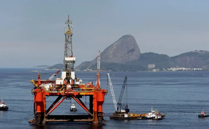 AIE reduz projeção para demanda global por petróleo em 2024 após começo de ano fraco
