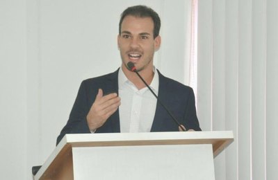 Prefeitura de Murici antecipa salário e paga funcionários na véspera do Dia do Servidor Público 