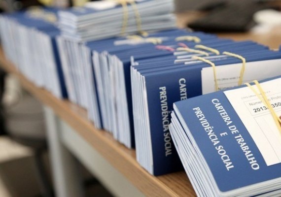 Alagoas é o segundo colocado no ranking nacional de contratações em setembro