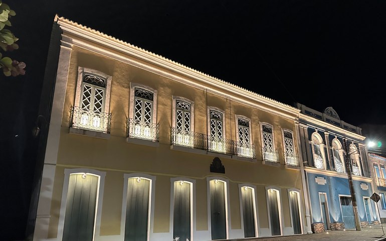Pontos turísticos do Centro Histórico de Penedo ganham nova iluminação
