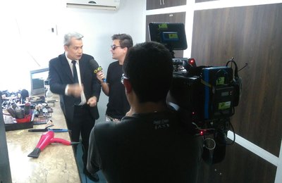 Pânico invade TV Ponta Verde à procura de Sikêra Júnior