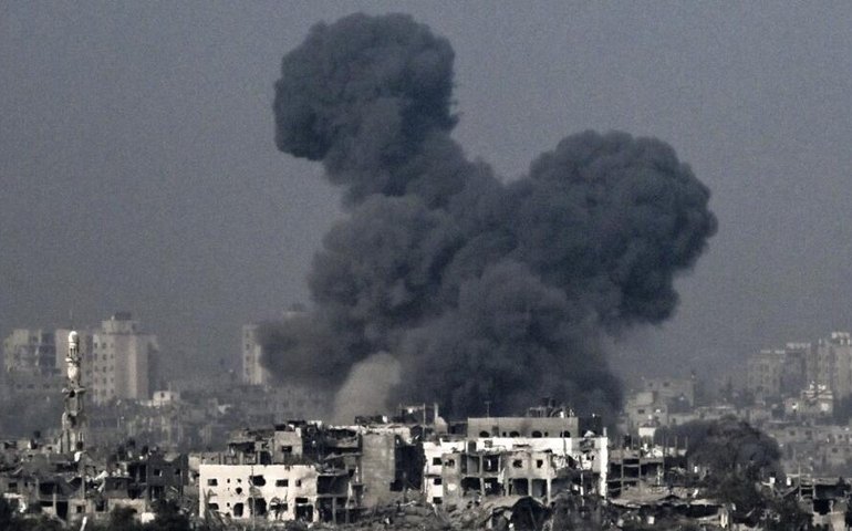 Bombardeios de Israel matam mais de 30 em Rafah, em meio a temor de tragédia na cidade