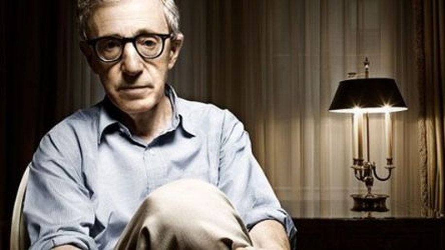 Woody Allen está há três meses usando a mesma roupa