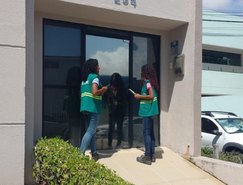 Ação orienta maceioenses sobre descarte correto do lixo. Foto: Ascom Sudes 