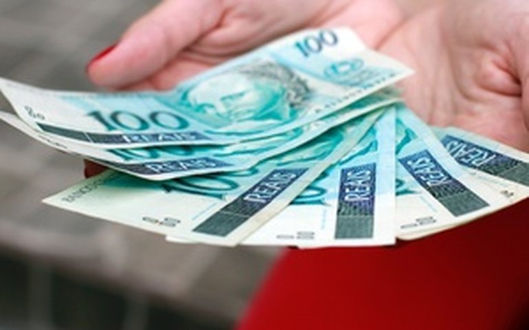 Decretos qualificam leilões de energia e rodada de licitações de petróleo no PPI