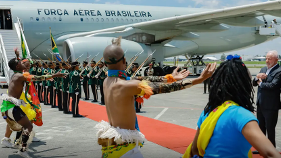 Lula desembarca na África do Sul para participar da Cúpula do G20