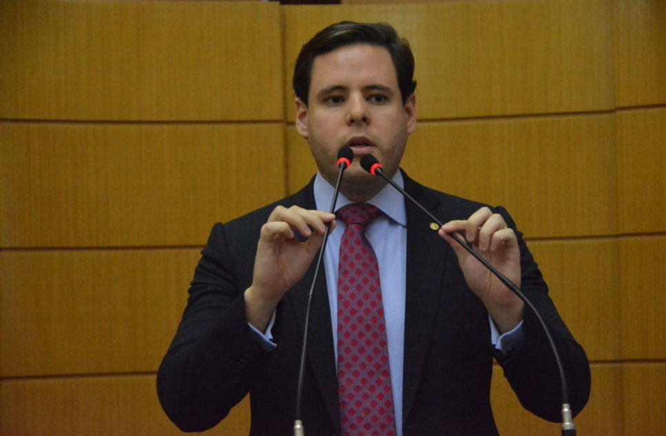 RODRIGO VALADARES / Foto: Jadilson Simões