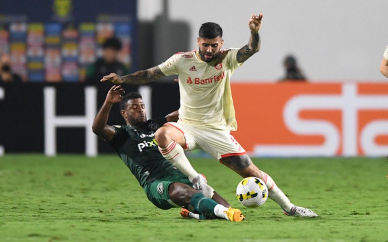 Internacional vence o Goiás fora de casa e chega a 16 jogos sem derrota