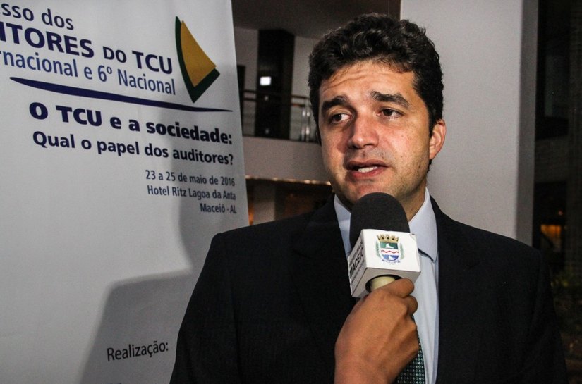 Rui Palmeira prestigia evento de auditores do TCU