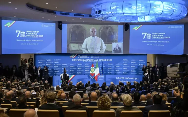 Papa Leão XIV alerta que IA deve estar a serviço da humanidade