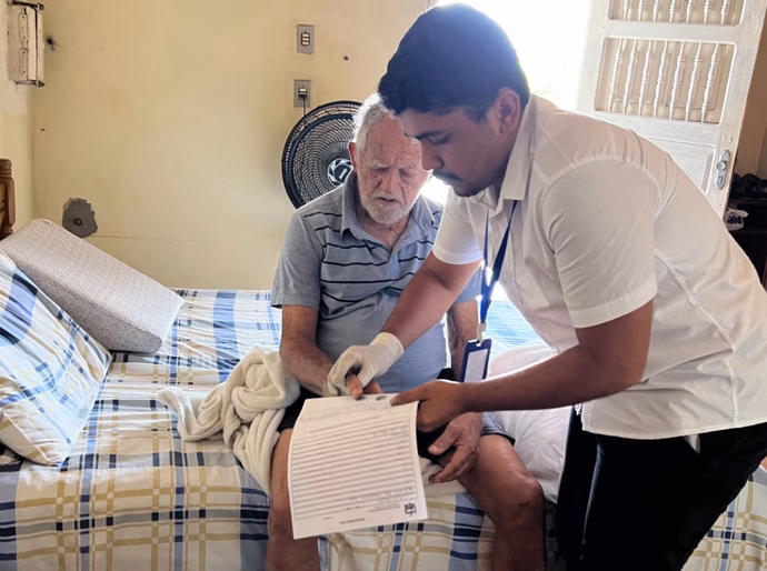 Prefeitura de Penedo viabiliza atendimento domiciliar do Instituto de Identificação para pessoas acamadas ou com dificuldade de locomoção atualizarem RG