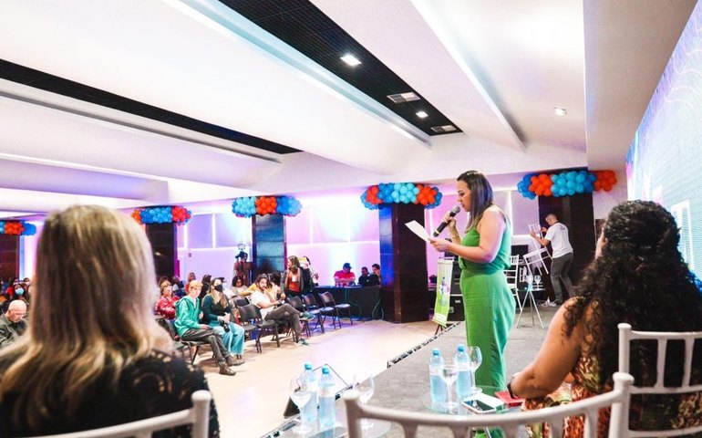 VII Conferência Municipal de Educação é aberta com discussões e debates sobre os rumos do segmento