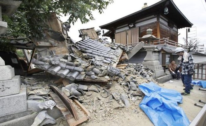 Japão sofre com terremoto