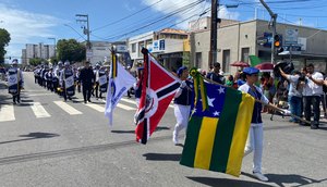 Desfile cívico marca celebrações do 7 de setembro em Aracaju