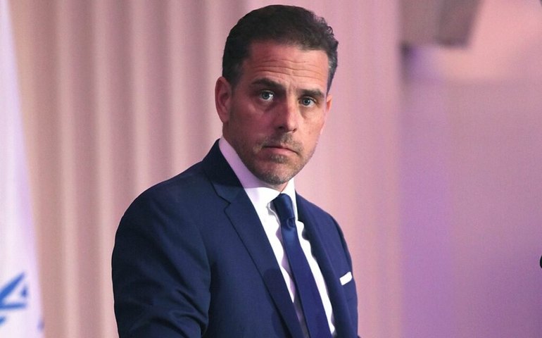 EUA: filho de Biden chega a tribunal e deve admitir culpa em crime tributário, sem ser preso