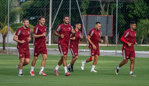 Jogadores do Galo no treino desta sexta-feira (17) / Foto: ASCOM CRB
