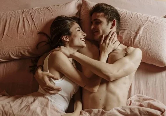 Ter muitos parceiros atrapalha chances de se casar? Pesquisa responde