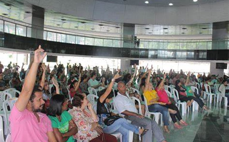 Rede pública de educação de Alagoas participa de greve nacional nesta quarta