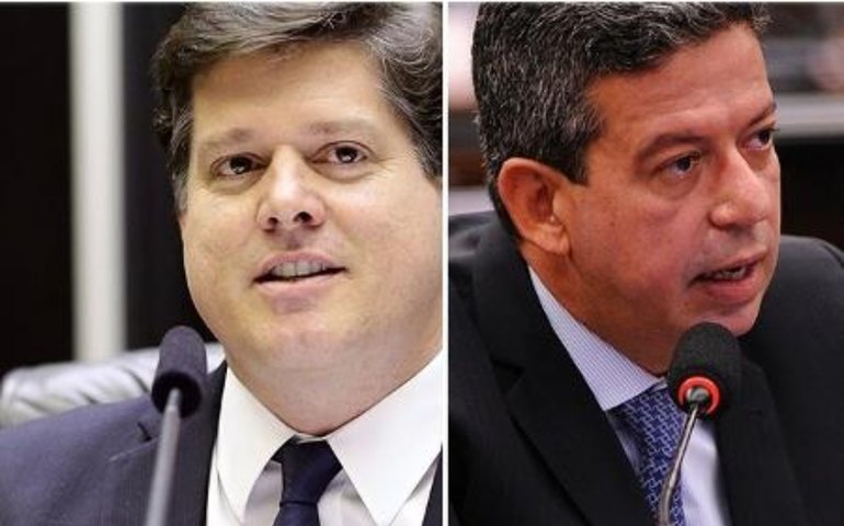 Siglas bancam jatos para campanhas de Lira e Baleia Rossi